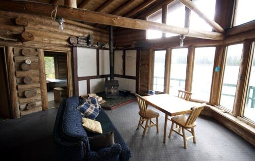 Dowswell-Halleys_Camps-Cabin02a